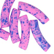 32x8mm Curved tube beads in opaque acrylic - Fuchsia Mottled Blue x6