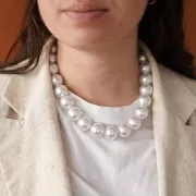 18mm imitation freshwater pearl Round beads - Pearly white x10