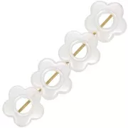 8mm Flower beads - imitation freshwater pearl - Cream pearl x4