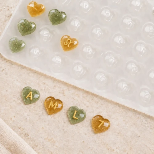 Silicone mold for heart charm with resin initial - Transparent x1
