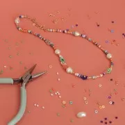 Miyuki Seed beads 8/0 208 - Carnation Pink Lined Crystal x8g