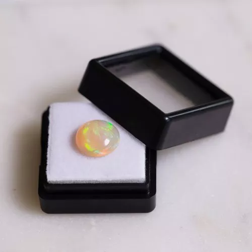 11.1mm Round Ethiopian opal - 2.6 cts x1