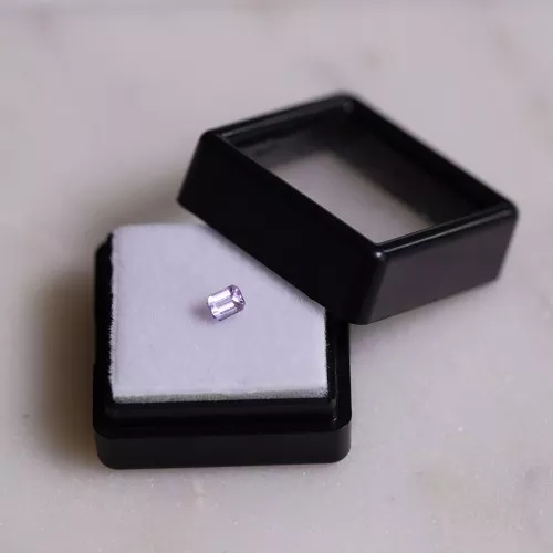 4.1x3.1mm Rectangular sapphire - 0.35 cts x1