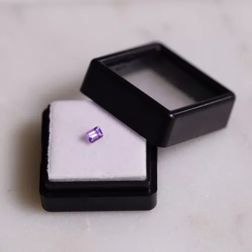 4x3mm Rectangular sapphire - 0.30 cts x1