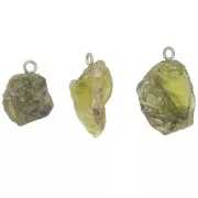 925 Sterling silver Rough stone pendant - August birthstone - Peridot x1
