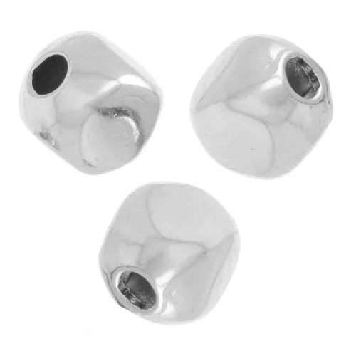 2.5mm Faceted cube beads - Silver Tone x50