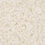 1.6mm Toho Aiko 11/0 - TA01122 - Opaque Navajo White Luster x4g