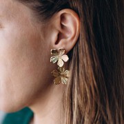 26mm Flower pendant - Fine Gold Plated x1