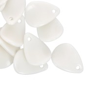 17mm Curved Flower Petal Sequins in Acrylic - Cream x15|raw }}
