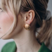 24mm Round textured earrings - chevron pattern - Fine Gold-plated x2