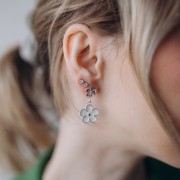 11x9mm 925 Sterling Silver Flower earstuds with closed hoop x2