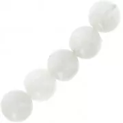 5.5 mm to 6 mm round gemstone beads - Moonstone x15