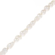 18x10mm Irregular baroque freshwater pearls - Grade AA White x4