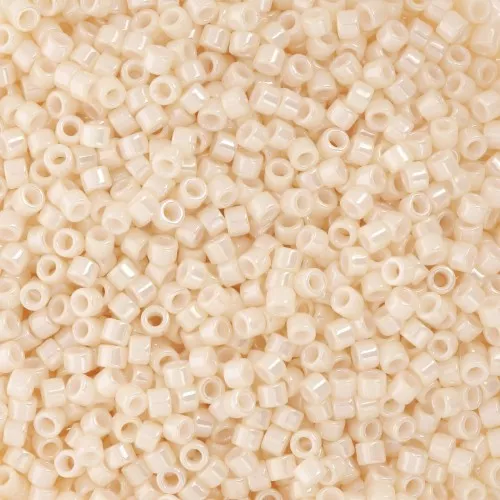 1.6mm Toho Aiko 11/0 TA01123 - Opaque Light Beige Luster x4g