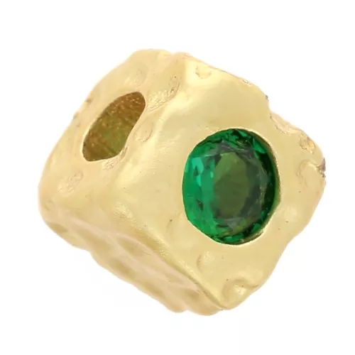 5mm square hammered bead with Zirconium oxide - Fine gold plated - Green x1