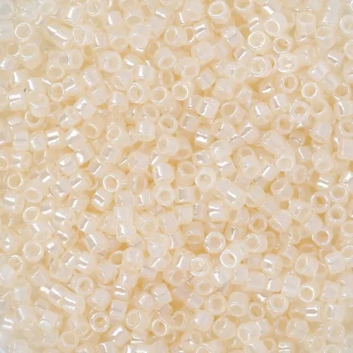 1.8mm Toho Treasures TO1T147 - Light Ivory Ceylon x8g