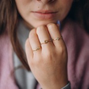 Delicate Ring, Sizes T53–T62 – 3 Zirconium Oxides – Gold-Plated 316L Stainless Steel – Crystal x1