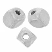 Cubes 4 mm Labrador x25