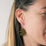 30x26mm Acrylic bird pendant - Khaki x1