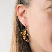 36x25mm Hammered bird pendants by Perles& Co - 304L stainless steel x2