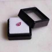 6.9x4.8mm Pear-cut Padparadscha sapphire - 0.65 cts x1