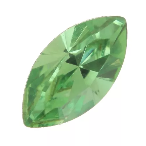 6x3mm PureCrystal 4228 navettes - Reinvented Peridot x4