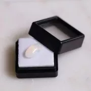 13.5x7.7mm Ethiopian oval opal - 2.4 cts x1