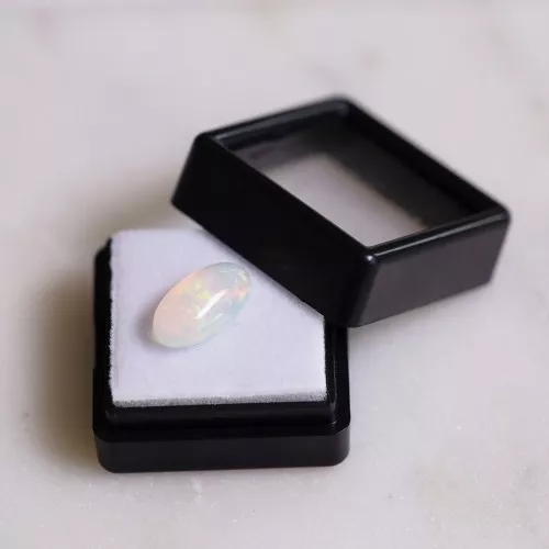 13.5x7.7mm Ethiopian oval opal - 2.4 cts x1