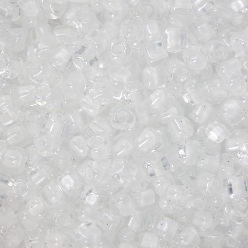 Miyuki 8/0 Triangle TR8-1104 - White Lined Crystal x8g