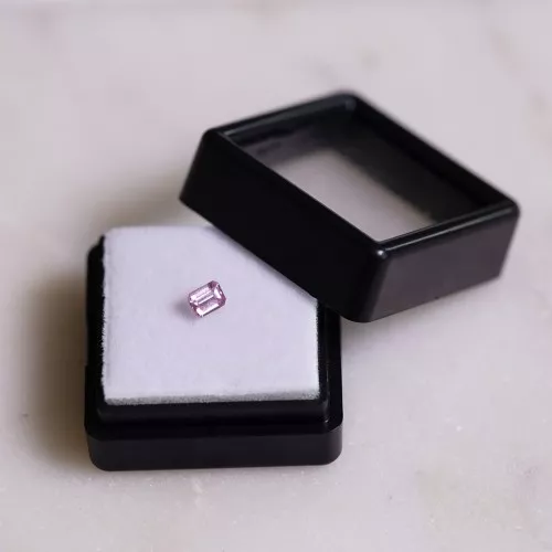 4.1x3.1mm Rectangular sapphire - 0.26 cts x1