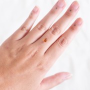 5.9x4mm Natural oval sugarloaf citrine x1