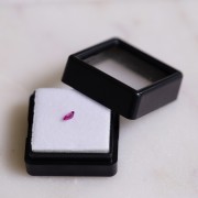 4x3mm Pear ruby - 0.25 cts x1