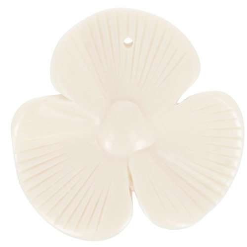42x43mm 3-petal flower pendant in opaque resin - Cream x1