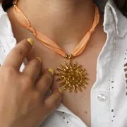 46mm Hammered sun pendant - Fine gold plated x1