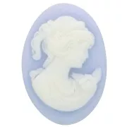 White - Camée résine 18x13 mm - coté droit - Bleu ciel x1 Camée résine 18x13 mm - coté droit - Bleu ciel x1