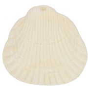 34x36mm Shell resin pendant - Cream marbled x1