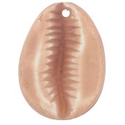 22x16mm Cauri resin pendant - Light brown x1