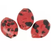 28x21.5mm Ceramic bead - Red - Black speckled x1