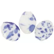 28x21.5mm Ceramic bead - White - Mottled dark blue x1