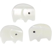 9x11mm Elephant bead in mother-of-pearl - Natural x1