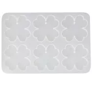 40x40mm Silicone mould for trefoil pendants x1