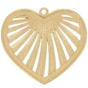 19x21mm Textured openwork heart charm - Fine gold plated x1