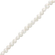 7x8mm Irregular baroque freshwater pearls - Grade AA - White x35cm|raw }}