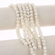 7x8mm Irregular baroque freshwater pearls - Grade AA - White x35cm