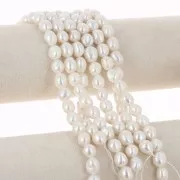 9mm Baroque freshwater pearls - Grade AA - White x39cm