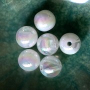 13.5mm Round acrylic beads - Transparent AB effect x6