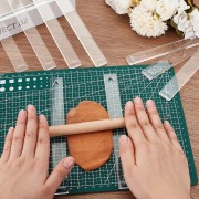 Spacers for rolling out polymer clay - 1 mm to 6 mm - Clear x12