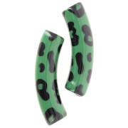 32x8 mm curved tube beads in opaque acrylic - Leopard pattern - Green - Black x4