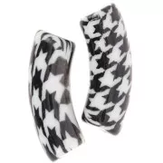 Curved tube beads 35x11 mm acrylic - Houndstooth pattern - Black - White x4