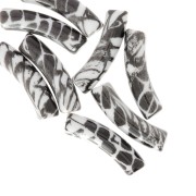 32x8mm Curved tube beads in opaque acrylic - Snake pattern - White - Black x4